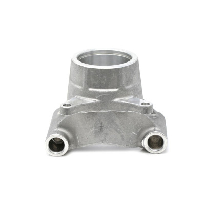 Лівий утримувач підшипника маточини колеса Bobcat, 7016280