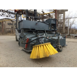 Щітка з переднім бункером та автономною гідравлічною станцією Щітка з переднім бункером та автономною гідравлічною станцією